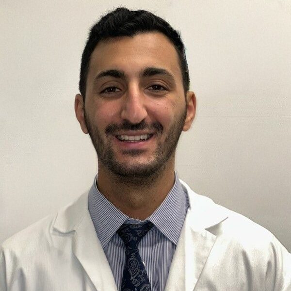 Dr. Sean Zar headshot